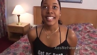 Teen-amateur - Ebony girl w big ass in black girl porn video - Beeg